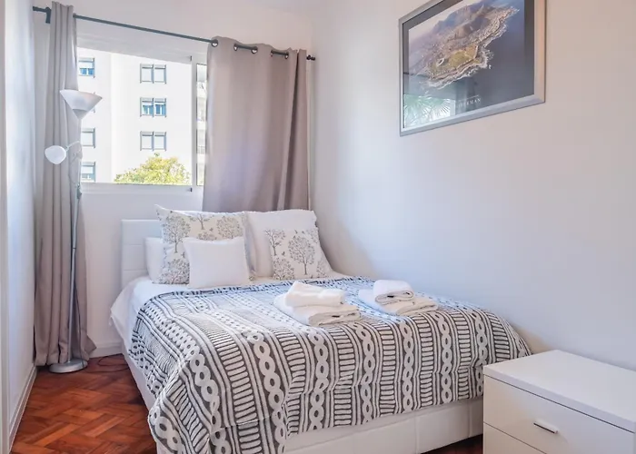 Apartamento Jasmineiro - By Wehost